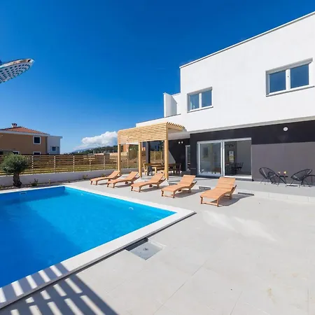 Ferienhaus Venus Pag Town